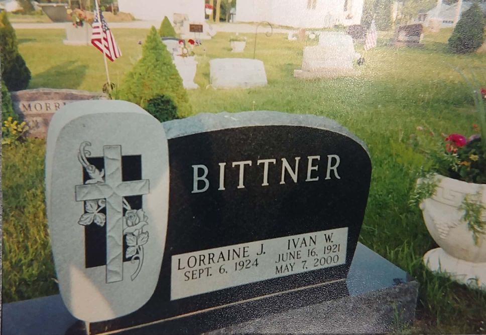 Flat grave marker design by Kienitz-Nix Memorials, Michigan